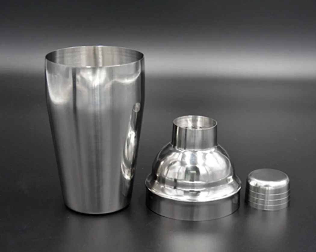 5 Pieces Stainless Steel Cocktail Set with 550ml Cocktail Shaker