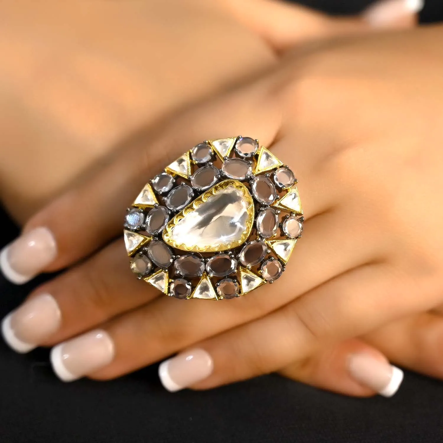 Hemakshi Diamonds Victorian Stud Ring