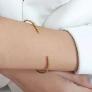 Solid Gold Bangle