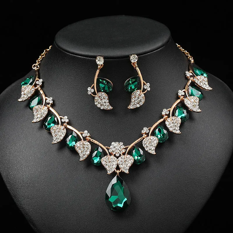 Women's Retro Diamond Inlaid Gemstone Choker Necklace Earrings Set